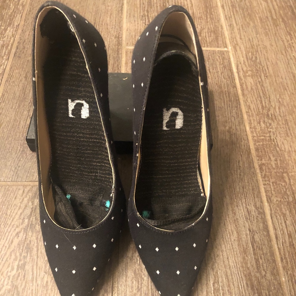 White House Black Market Heels - Picture 2 of 4